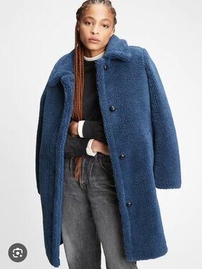 GAP Blue Teddy Coat - Plush Button-Up Women’s Jacket